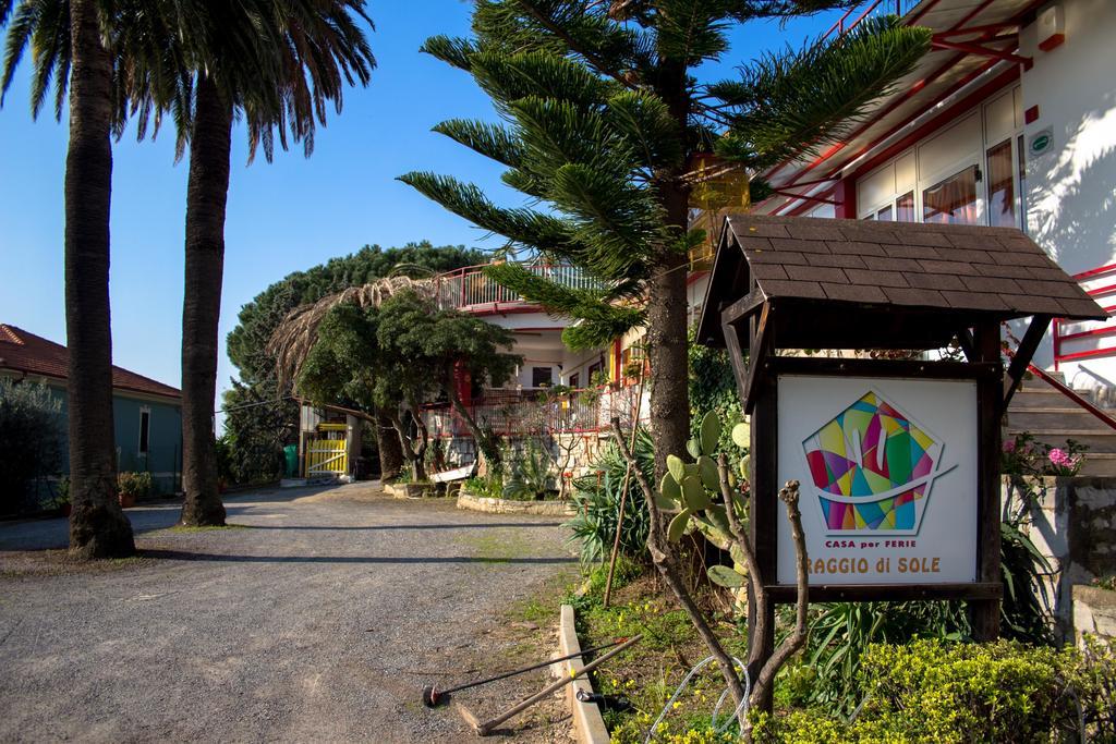 Casa Per Ferie Raggio Di Sole Bed and Breakfast Ceriale Buitenkant foto